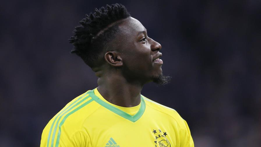 UEFA impone veto de un año al portero del Ajax por dopaje UEFA impone veto de un año al portero del Ajax por dopaje