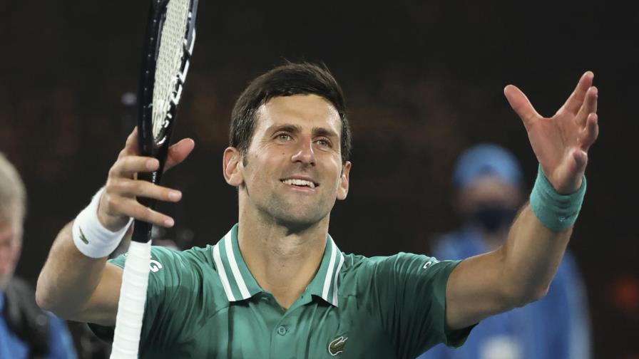VIDEO | Djokovic: me llena el corazón jugar con gente en Australia