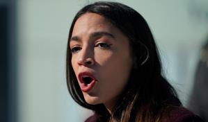 Ocasio se posiciona contra gobernador de Nueva York en crisis de geriátricos