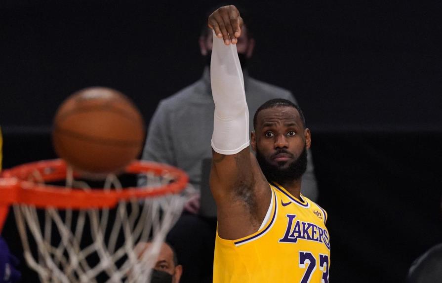 VIDEO | Lakers vencen al Thunder en prórroga y encadenan 5to triunfo