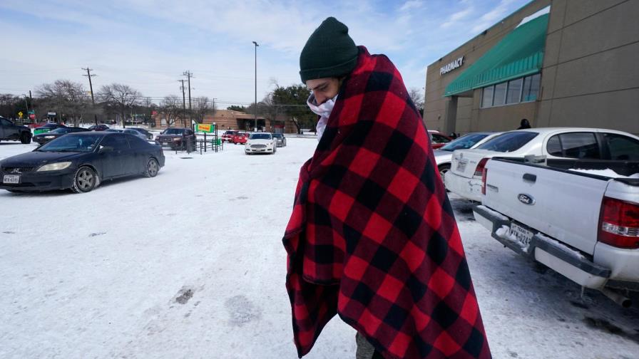 Con frío y apagones, así han pasado esta semana los dominicanos residentes en Texas 
