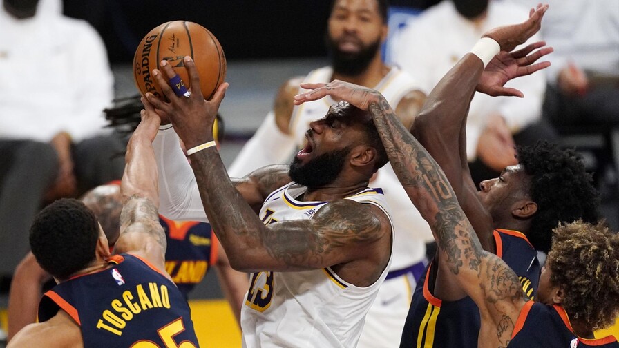 La NBA usar&aacute; balones con microchips y la regla del tiro libre &uacute;nico en la Summer League 2026