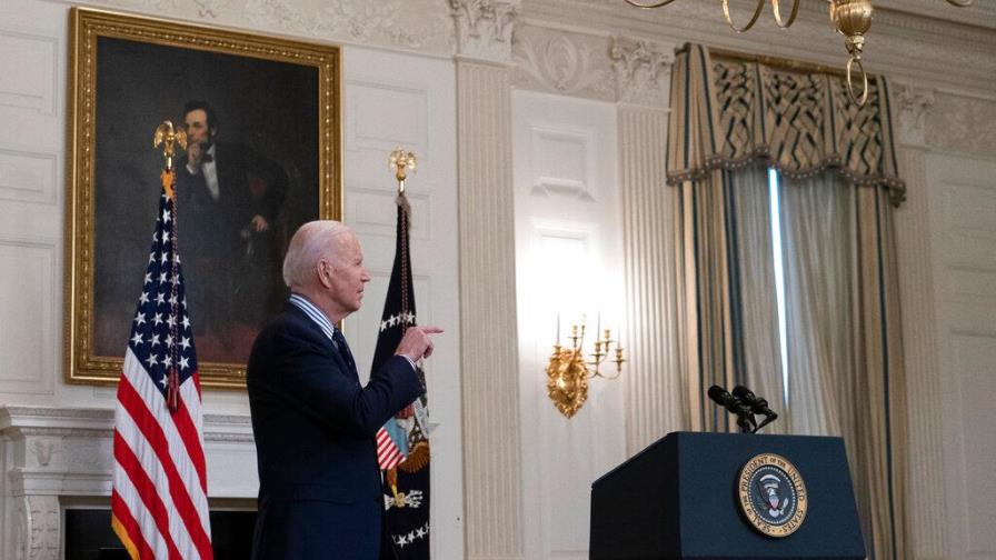 Biden celebra el nuevo plan de estímulo: Es un paso gigante para EE.UU.