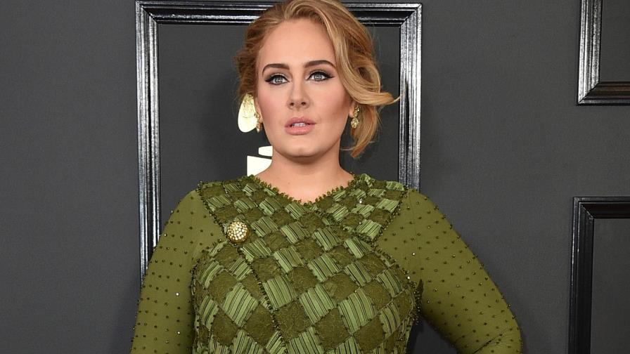Adele compartirá custodia de su hijo, no pagará manutención