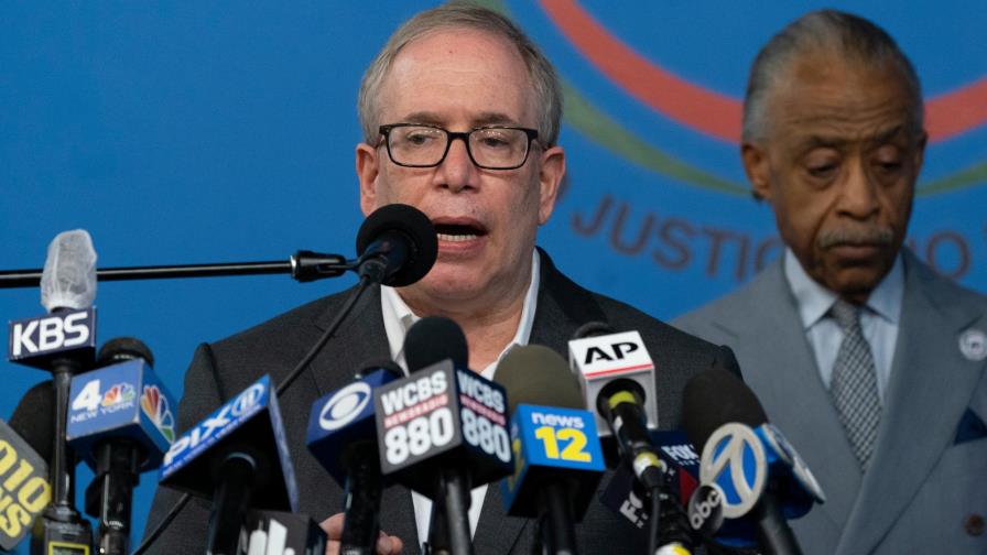 Scott Stringer: “Tengo que levantar la comunidad latina en toda la ciudad”