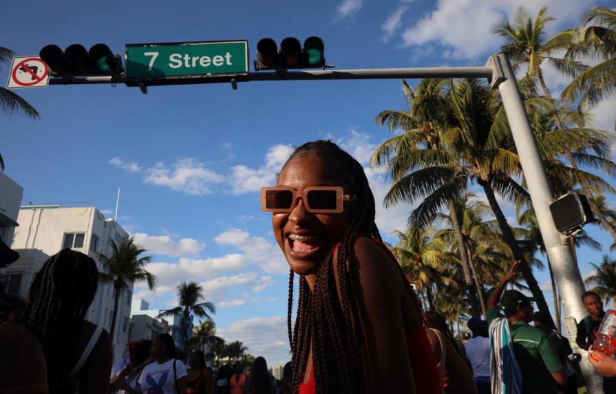 Miami Beach busca frenar el caos del “spring break” con medidas de emergencia