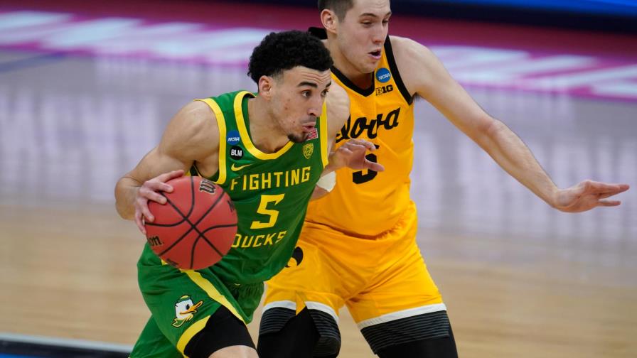 Chris Duarte y LJ Figueroa llevan a Oregon a los mejores 16 en la Locura de Marzo