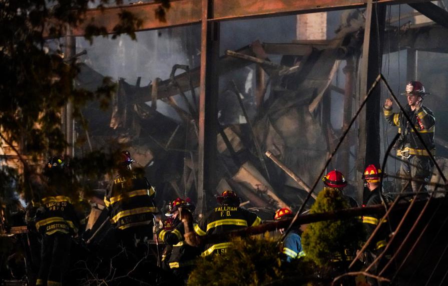 Encuentran muerto a bombero desaparecido en incendio en un geriátrico de Nueva York