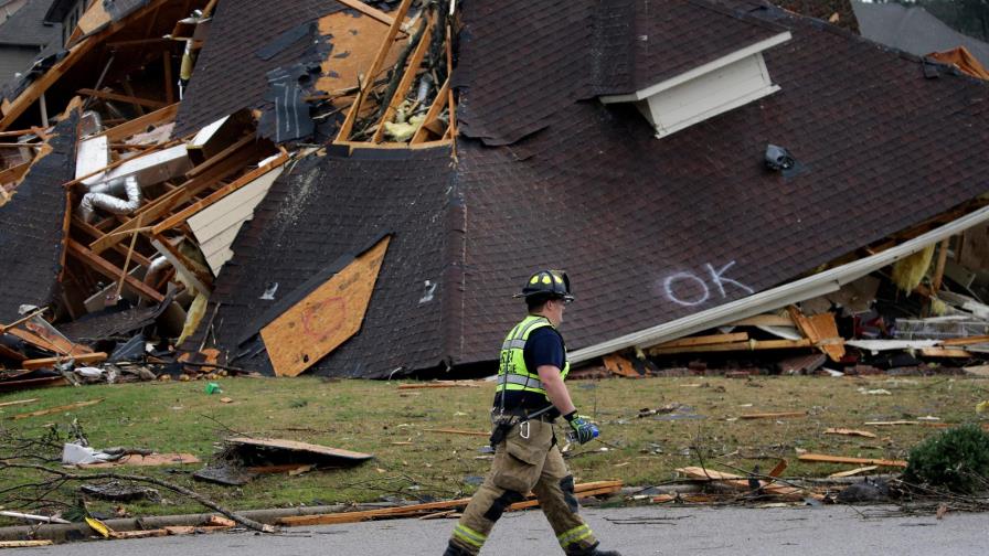 Cinco muertos tras el paso de tornados en Alabama