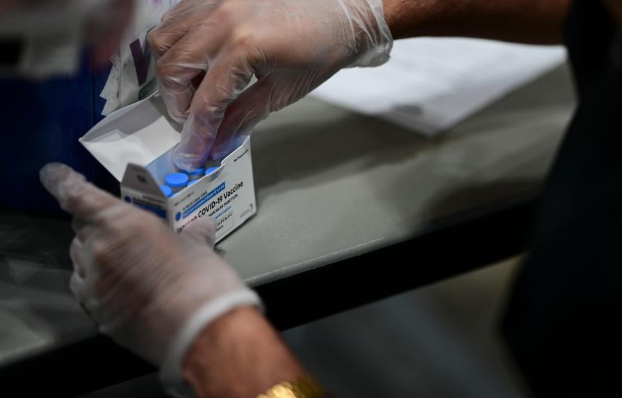 Puerto Rico aplica medidas firmes contra COVID-19 mientras avanza vacunación