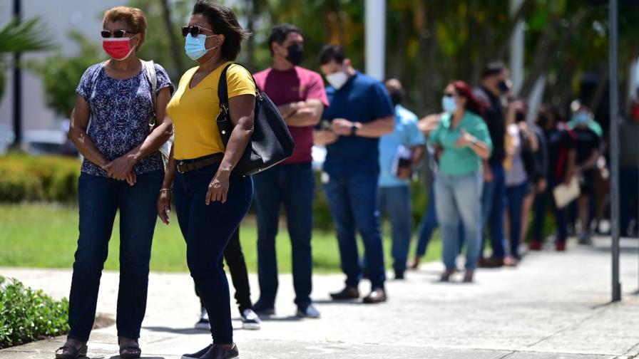 Puerto Rico endurecerá medidas para frenar cifras desbocadas de la COVID-19