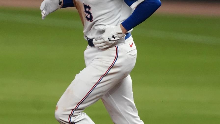 Freddie Freeman se va para la calle y empuja tres 