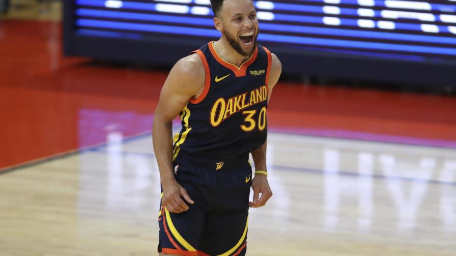 Warriors ganan con 38 puntos de Stephen Curry Warriors ganan con 38 puntos de Stephen Curry