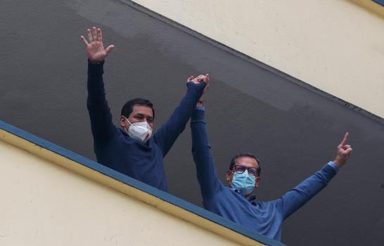 Ecuador elige a su próximo presidente en medio de pandemia