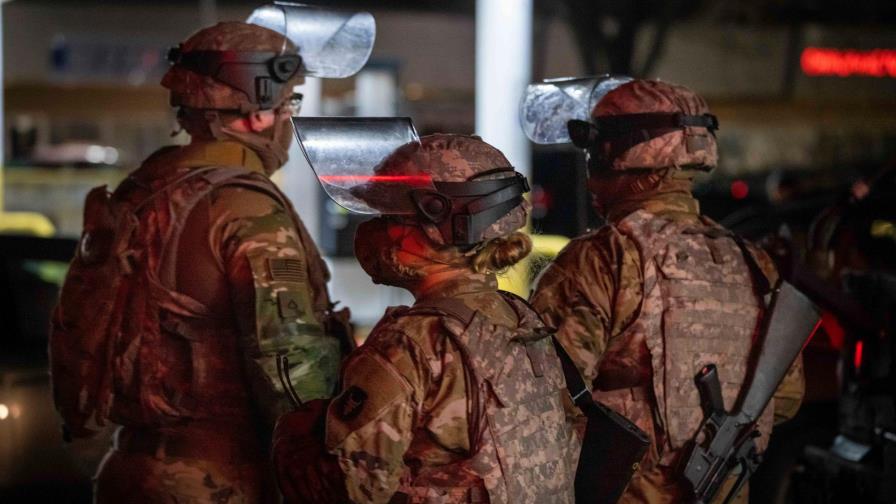 EEUU despliega 500 soldados ante protestas y el desenlace de juicio por Floyd