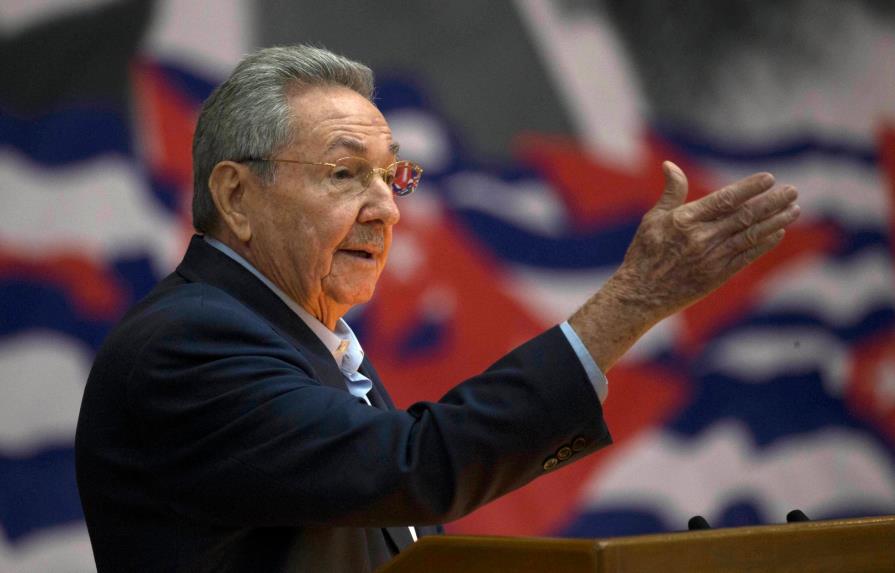 Raúl Castro renunciaría mañana viernes a la dirección del Partido Comunista de Cuba