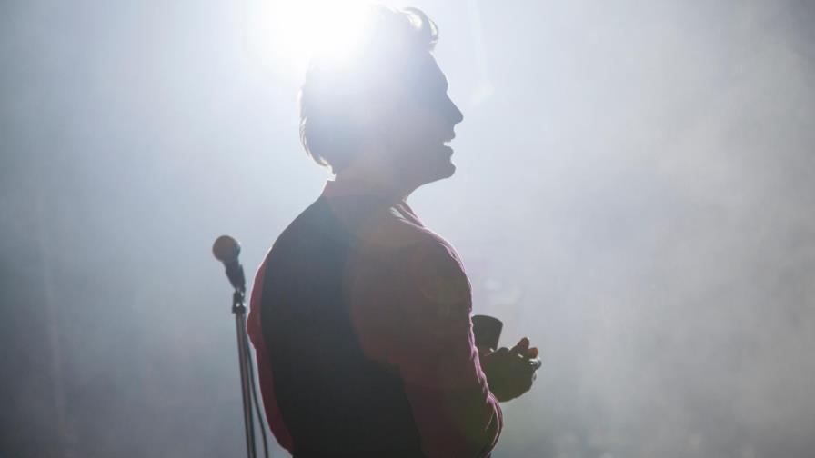 El drama se intensifica en “Luis Miguel, La serie”