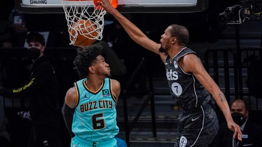 Durant y Harris llevan a Nets a victoria sobre Hornets