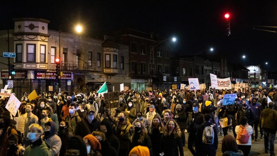 Hospitalizados 4 policías tras una protesta en California