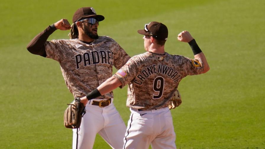 Machado disparó tres hits y los Padres evitaron la barrida ante los Dodgers