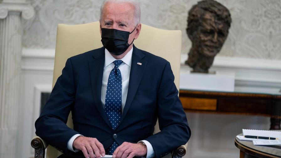 Biden espera que el veredicto en juicio por muerte de Floyd sea el correcto