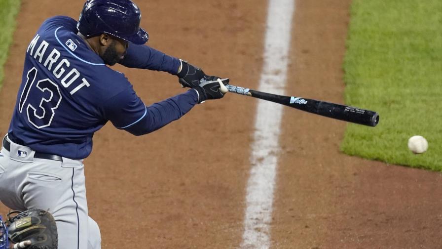 Lowe y Meadows disparan jonrones; Rays doblegan a Reales