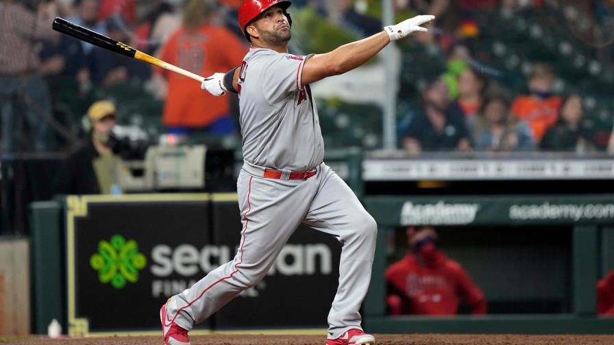 Pujols dispara su cuadrangular 665 en el revés de los Angelinos Pujols dispara su cuadrangular 665 en el revés de los Angelinos