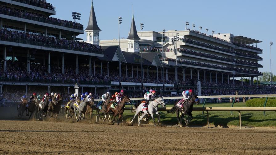 Medina Spirit cruza en el primer puesto la meta en el Derby de Kentucky