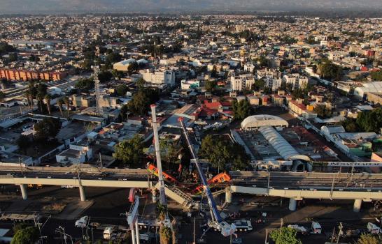 México: conmoción por caída del metro, 23 muertos