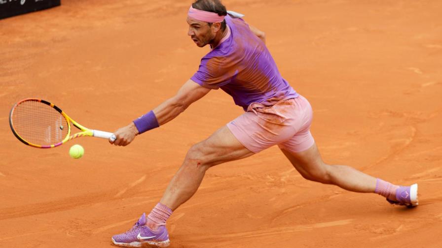 Nadal derrota a un extenuado Djokovic, 10mo título en Roma Nadal derrota a un extenuado Djokovic, 10mo título en Roma