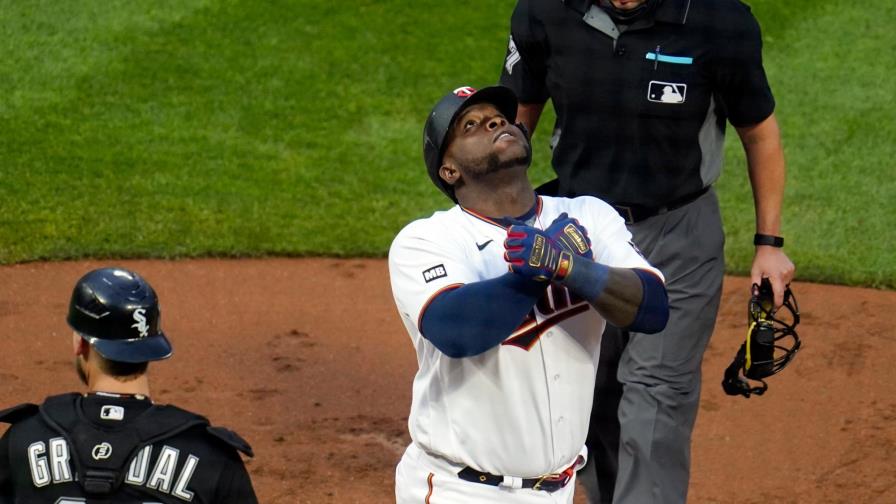 Miguel Sanó se calienta junto al clima en Minnesota Miguel Sanó se calienta junto al clima en Minnesota