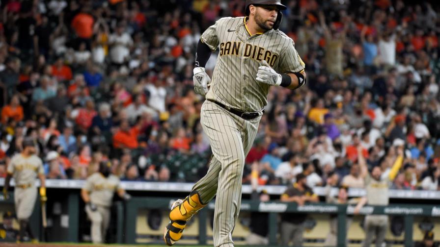 Webster Rivas pega su primer jonrón en las Grandes Ligas