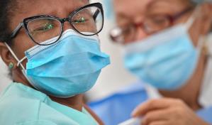 EE.UU. suaviza las sanciones contra Venezuela para la compra de vacunas