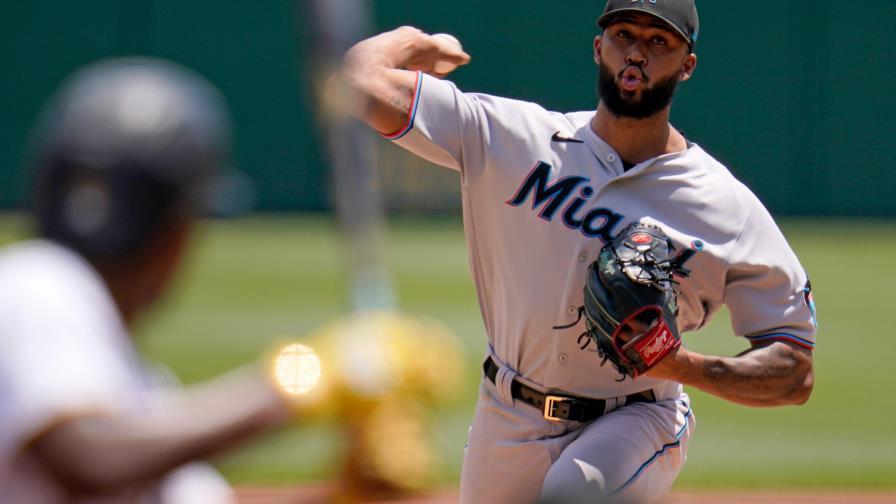 Sandy Alcántara amarra a los Piratas Sandy Alcántara amarra a los Piratas