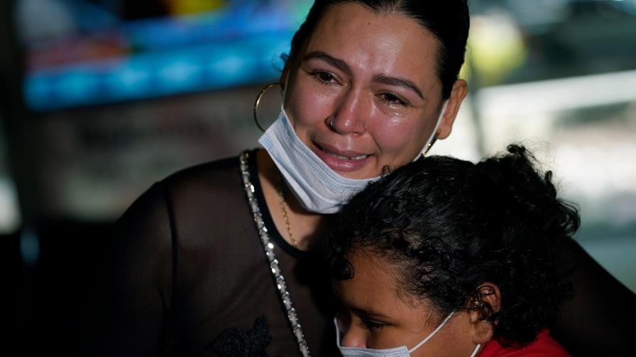 “¡Esa es mi hija!”, dice mujer al ver niña migrante en la TV “¡Esa es mi hija!”, dice mujer al ver niña migrante en la TV