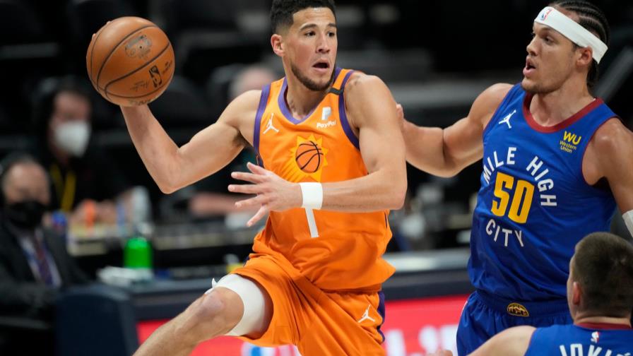 Los Suns machacan a los Nuggets del MVP Jokic y avistan la clasificación