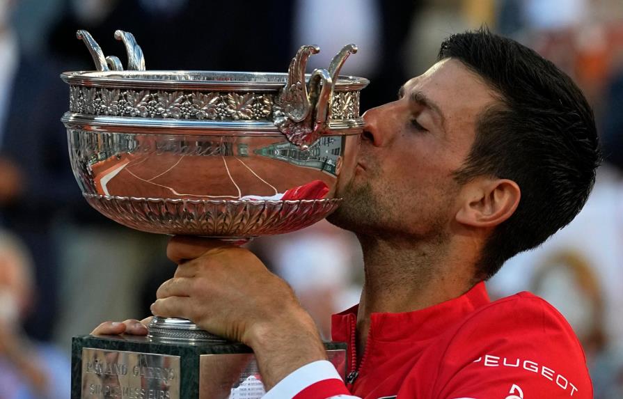 Djokovic remonta un 0-2 para conquistar Roland Garros, su 19º Grand Slam