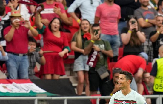 Cristiano fija marca europea y Portugal vence 3-0 a Hungría