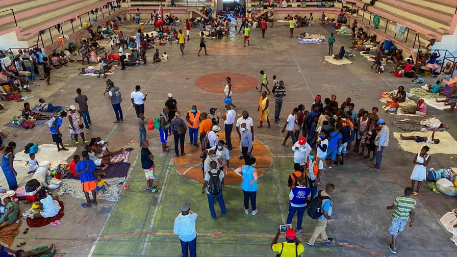 Al menos 10 mil desplazados por violencia en Puerto Príncipe
Al menos 10 mil desplazados   por violencia en Puerto Príncipe