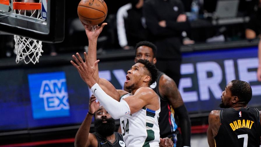 Griego Antetokounmpo elegido por unanimidad al Primer Equipo de la NBA