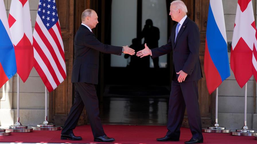 Biden y Putin prevén “consultas” sobre pacto nuclear