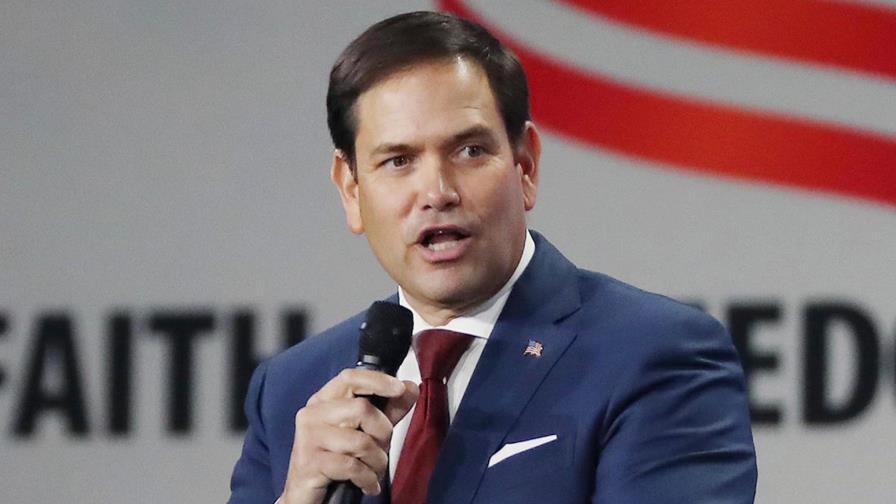 Senadores de EEUU buscan restablecer programa migratorio para médicos cubanos Senadores de EEUU buscan restablecer programa migratorio para médicos cubanos