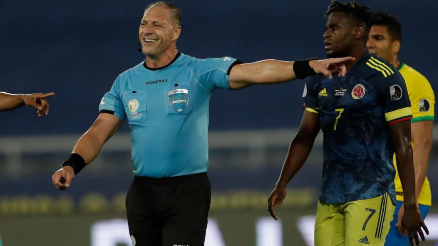 Colombia estalla de ira contra arbitraje en la Copa América