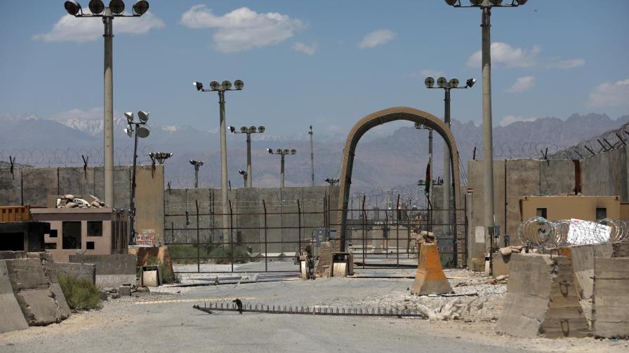 Casi 20 años después de invadir, EE.UU. se va de Afganistán