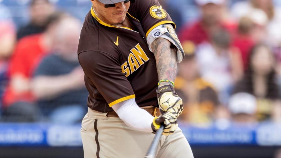 Filis vencen a Padres con jonrones de Harper y Hoskins