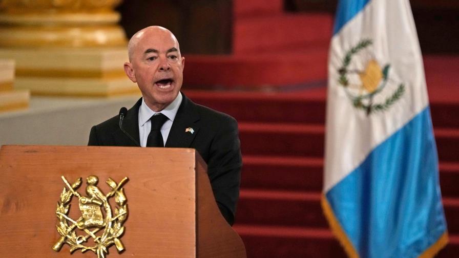 Estados Unidos espera poner “fin a migración” irregular desde Guatemala