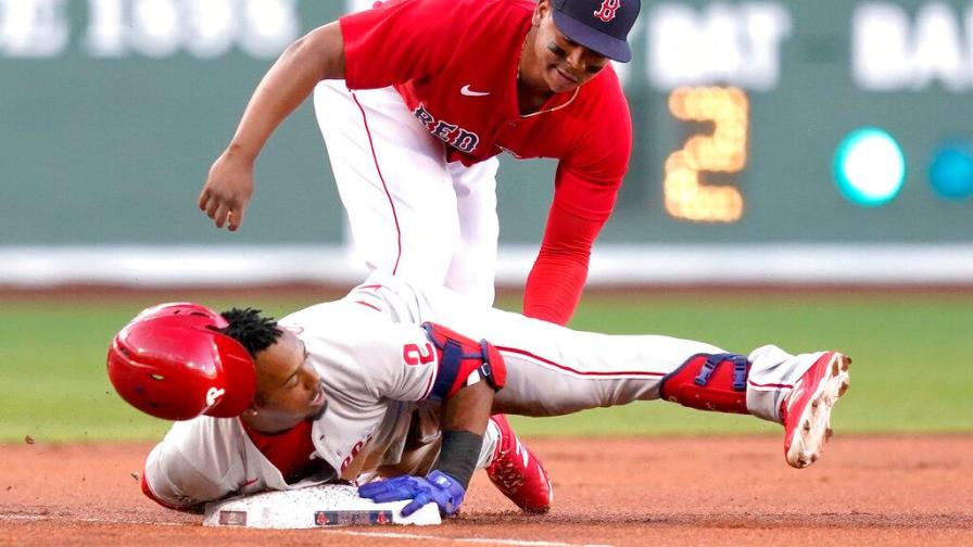 Devers pegó su jonrón 22 y Boston aplastó a Filadelfia