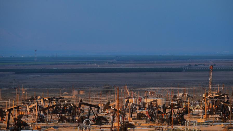 El petróleo de Texas cierra con una caída del 2,02 %, hasta 71,65 dólares
