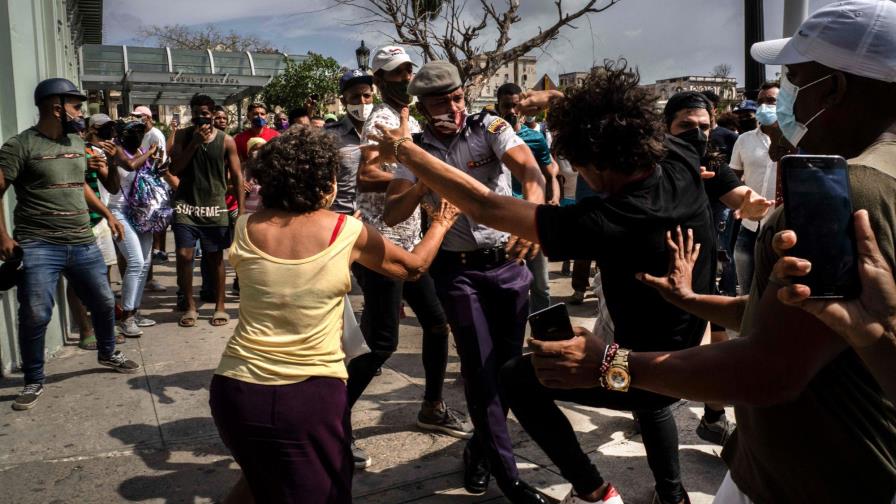 Estados Unidos exige la liberación “inmediata” de los periodistas arrestados en Cuba