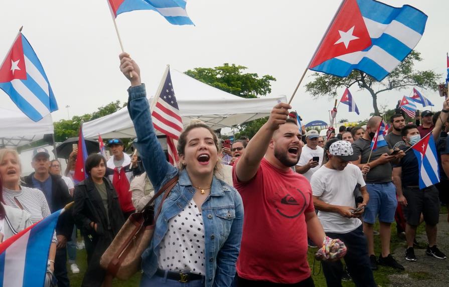 Cubanos de Miami, rumbo a Washington por ayuda para un “pueblo indefenso”